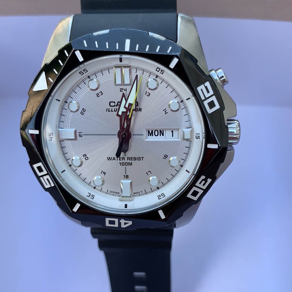Men’s Casio watch
